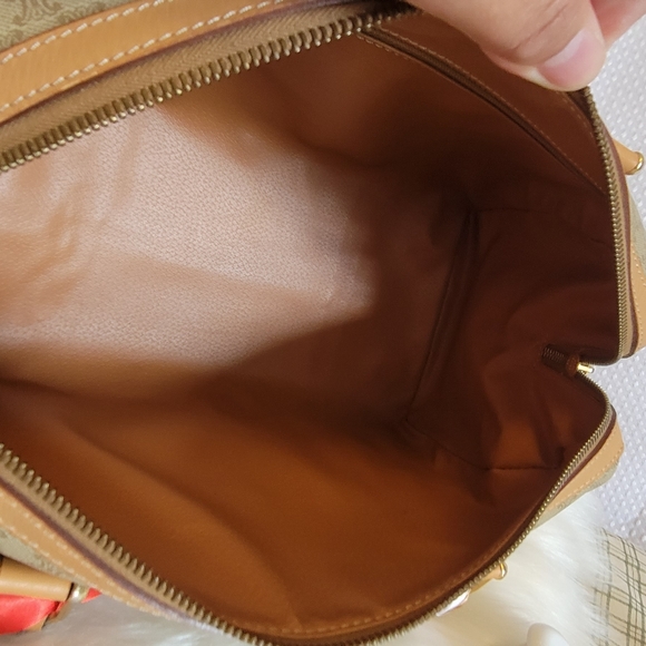 CELINE - Picture 8 of 16